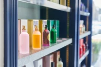 عطر و ادکلن