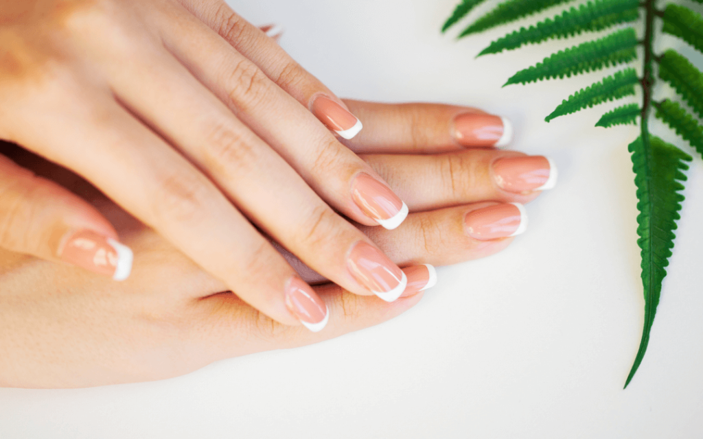 برای رشد ناخن چی خوبه